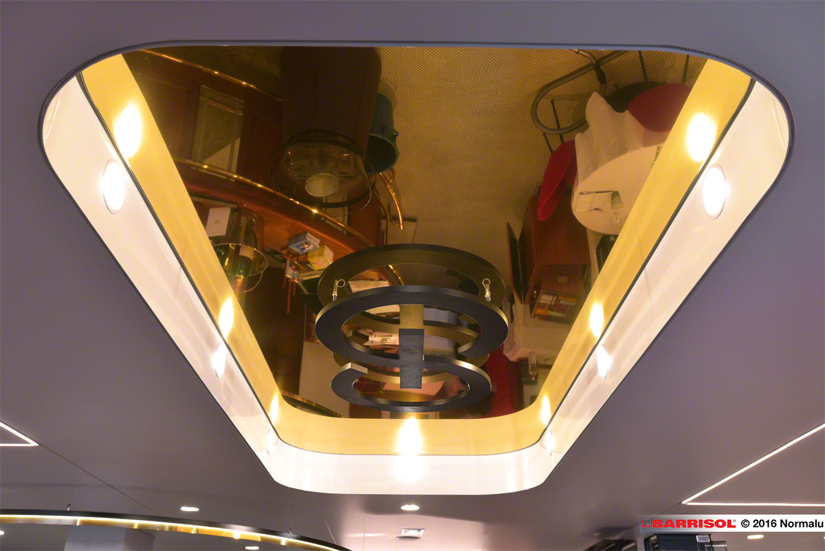 златен огледален опънат таван Барисол Mirror